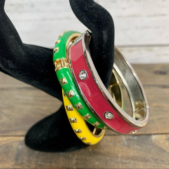 CHARMING CHARLIE Set of 3 Enamel Bangle Bracelets - Picture 4 of 9